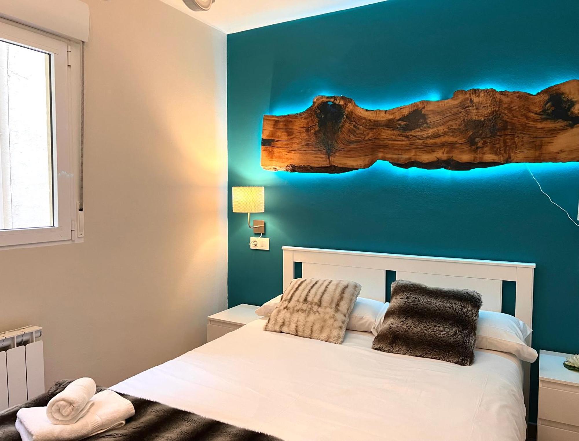 Apartament Les Vernedes - L'Amfitriona Sort Eksteriør billede